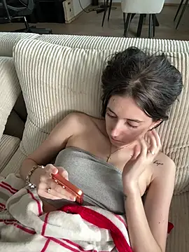Lena_Lang's Live XXX Chat
