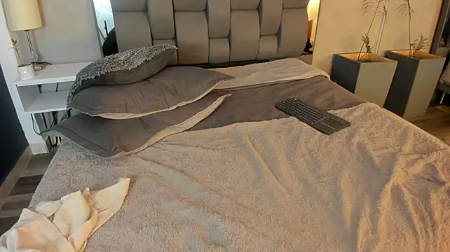 Charlie___Musk 라이브 XXX 채팅