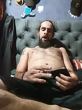 hairy_mannn Adlı Modelin Canlı XXX Sohbeti