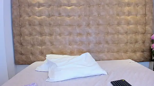 Chat +18 de Tifanyrm ao vivo