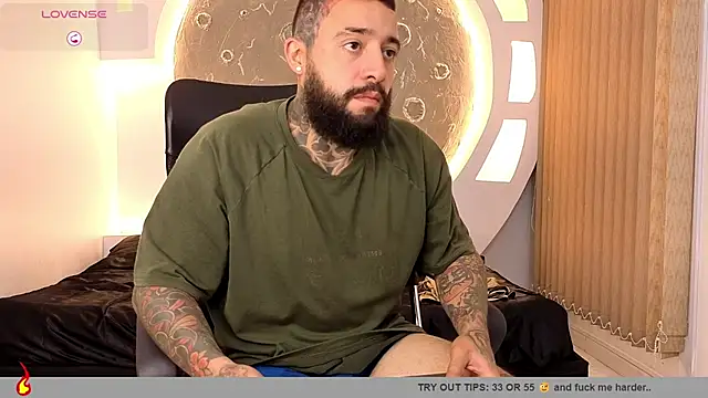 XXX chat uživo modela Mister_venom1