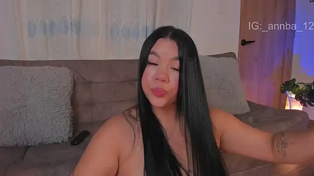 Chat XXX ao vivo de annie_barozzi
