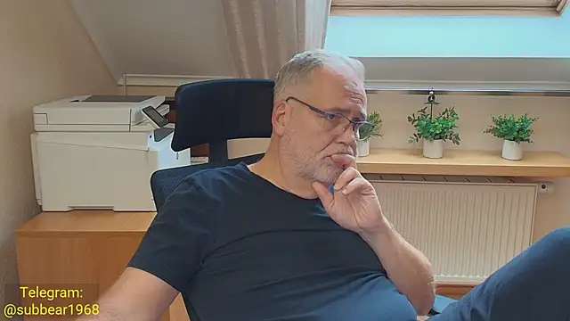 Czat XXX na żywo – subbear1968