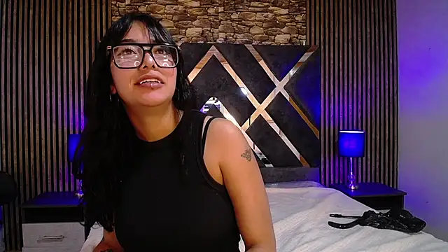 Amy_channel live XXX chat