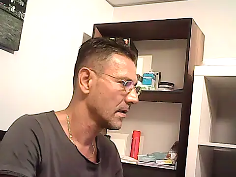 دردشة mastercharisma35 الجنسية المباشرة