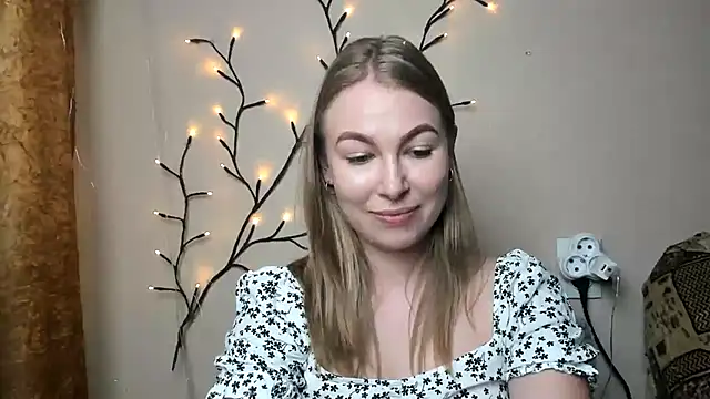Dana_flowers Chat XXX live