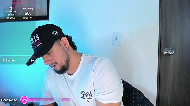 Chat +18 de Ryan_evannss_ ao vivo