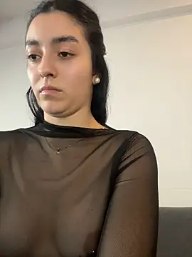 XXX chat uživo modela Belle_Lea
