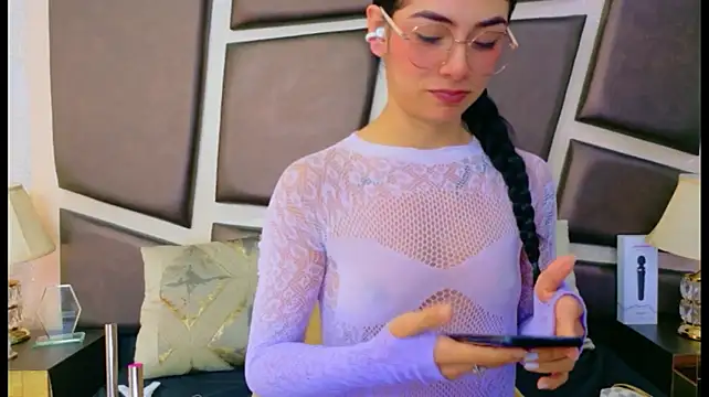 NicoleEsposito's Live XXX Chat