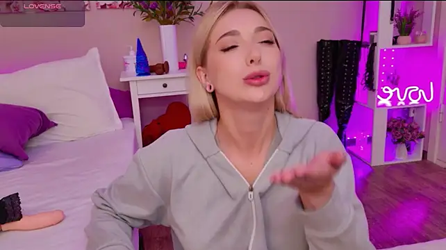 MissLisaX's Webcam Show