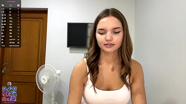 TeneshaSelden Chat XXX live