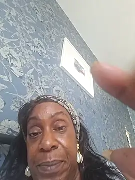 EbonyBlue-x Live XXX-Chat