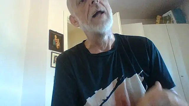 XXX chat uživo modela PierPesaroX