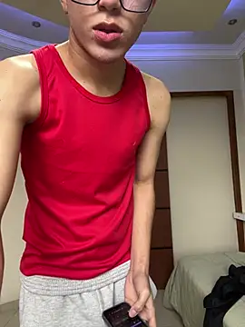 XXX chat uživo modela KindPrince_