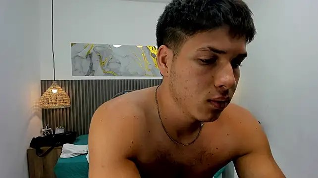 Pertunjukan Kamera Web AlessandroFranco