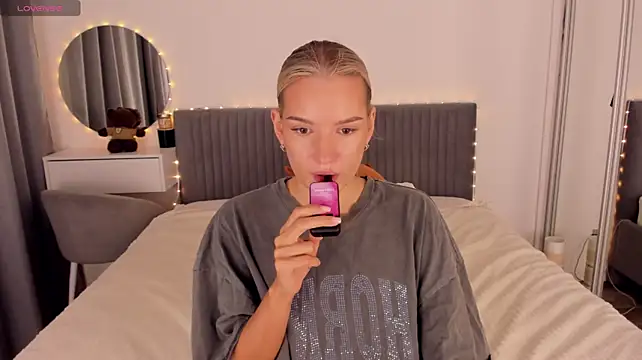 CassieRayss' Live XXX Chat