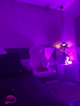 Mia_blackthorne's Webcam Show