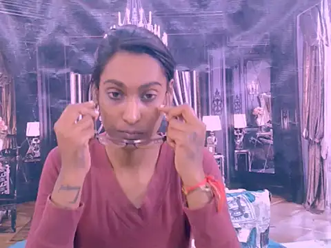 IndianRebel4u2Luv's Live XXX Chat