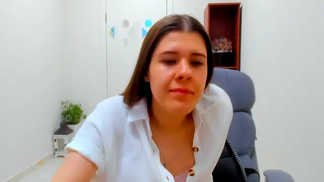 دردشة Joannia الجنسية المباشرة