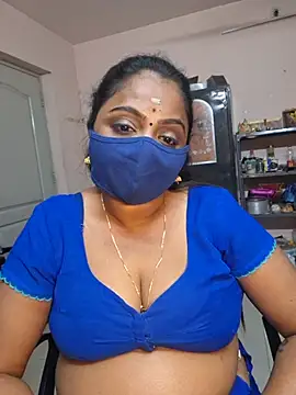 Lovely-Jeni Show in webcam
