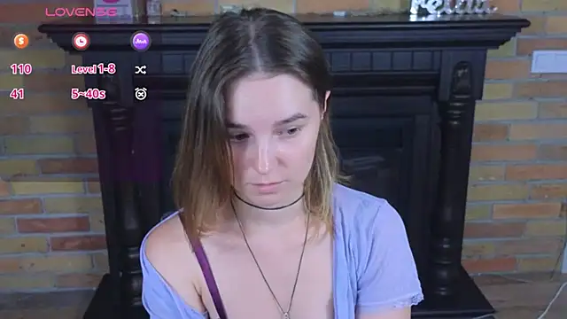 Ellie_Sunset live XXX chat