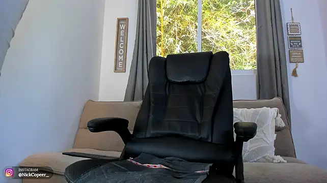 NickCopeer_n Webbikameraesitys