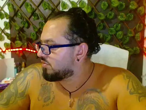 mr_wolf46 live XXX chat