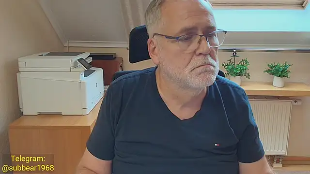 subbear1968 Adlı Modelin Web Kamerası Şovu