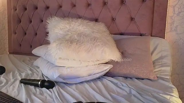 Nioki_ – Naživo XXX chat