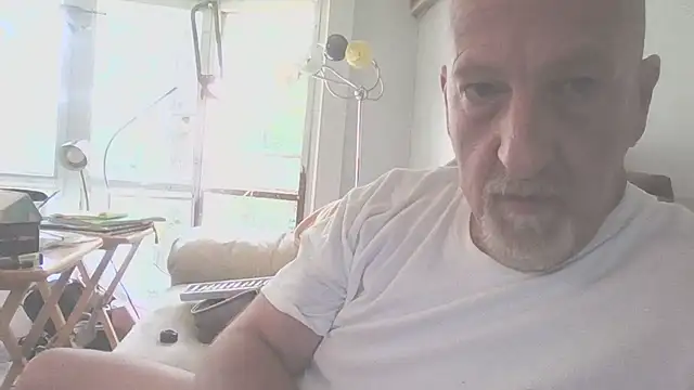 Yankeedave420 XXX чат на живо