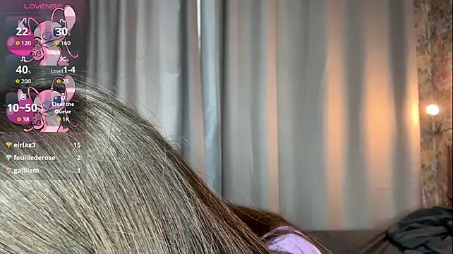 LoraDavi's Live XXX Chat