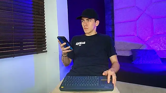 Tyler_Mcrey live XXX chat