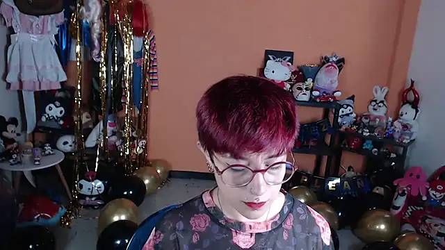 MissMiia2 XXX чат на живо