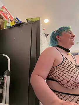 KawaiiKiki_247 webkamerás műsora