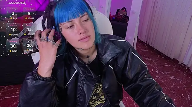 _sharlotte777 Chat XXX in diretta