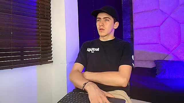 Tyler_Mcrey's Live XXX Chat