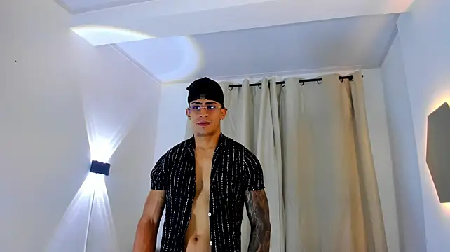 โชว์เว็บแคมของ Mr_adrian