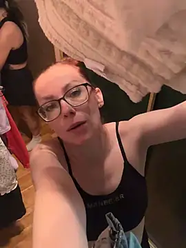 RussianGirls_ লাইভ XXX চ্যাট