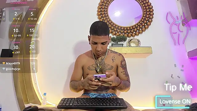 Smith-Andy Live XXX-chat