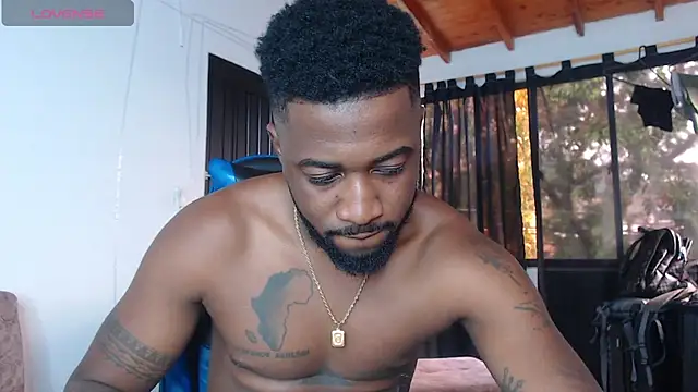 XXX chat uživo modela Drake_Nassir4