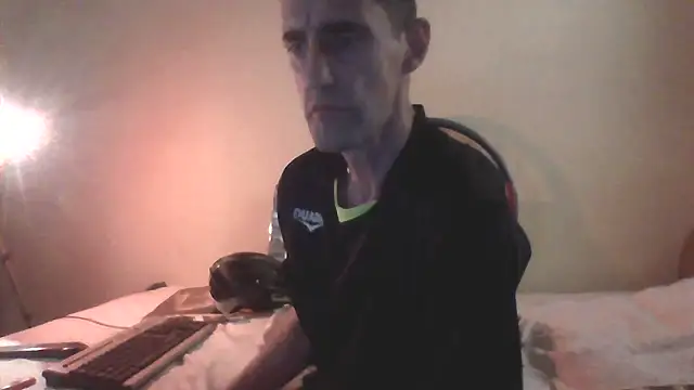 MON_PETIT_CHATn Webbikameraesitys