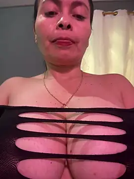 Chatroom XXX en direct de Janna099