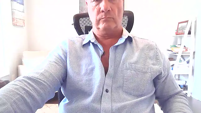 cyclone8888 লাইভ XXX চ্যাট