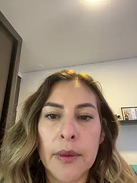 Chat +18 de Valery__Rouse_ ao vivo