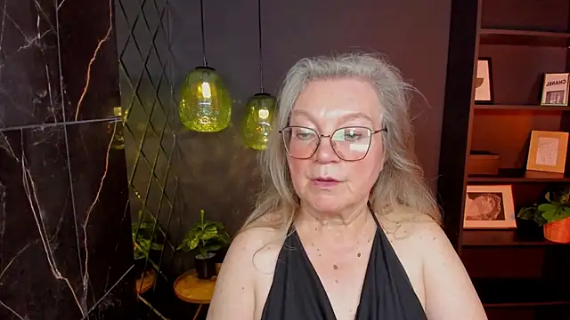 NataliMellow's Live XXX Chat