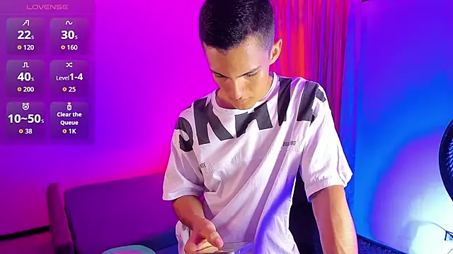 Chatroom XXX en direct de Matiius18