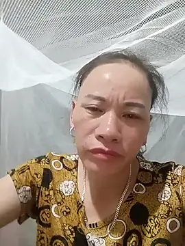 _Anna-a 在線直播表演