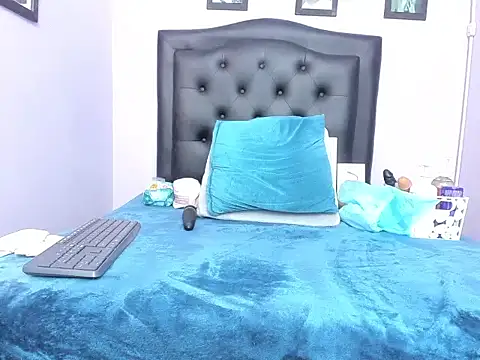 Chat +18 de monalind220 ao vivo