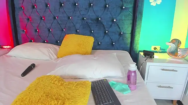 violetsmith1_ – Naživo XXX chat