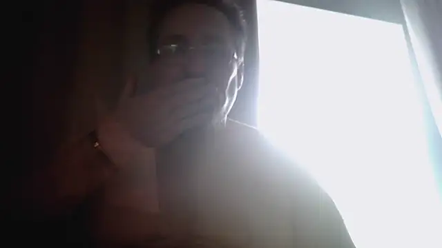 Adymbyn Live XXX chat